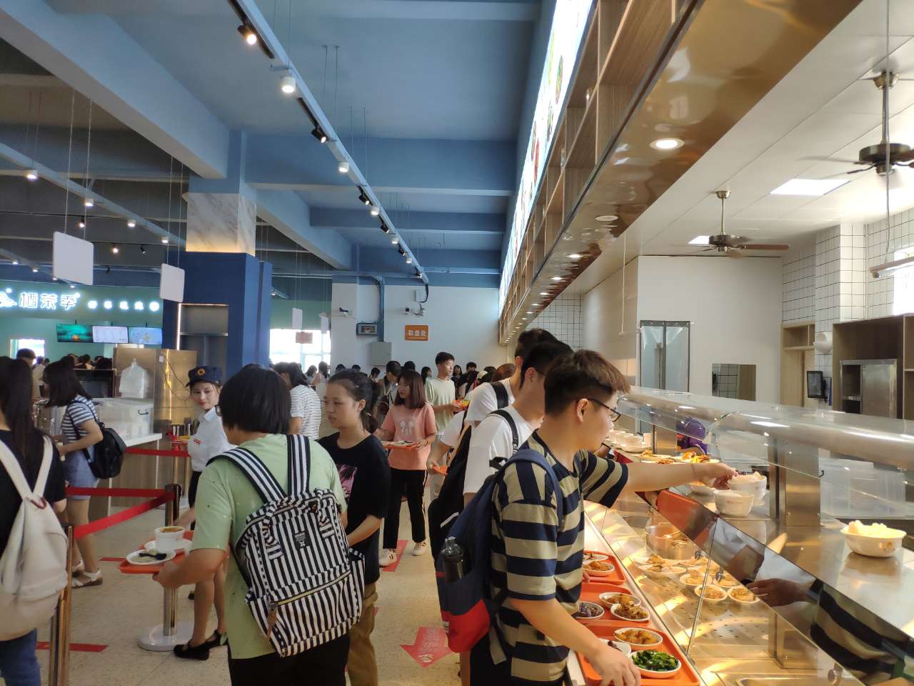 阜阳师范大学