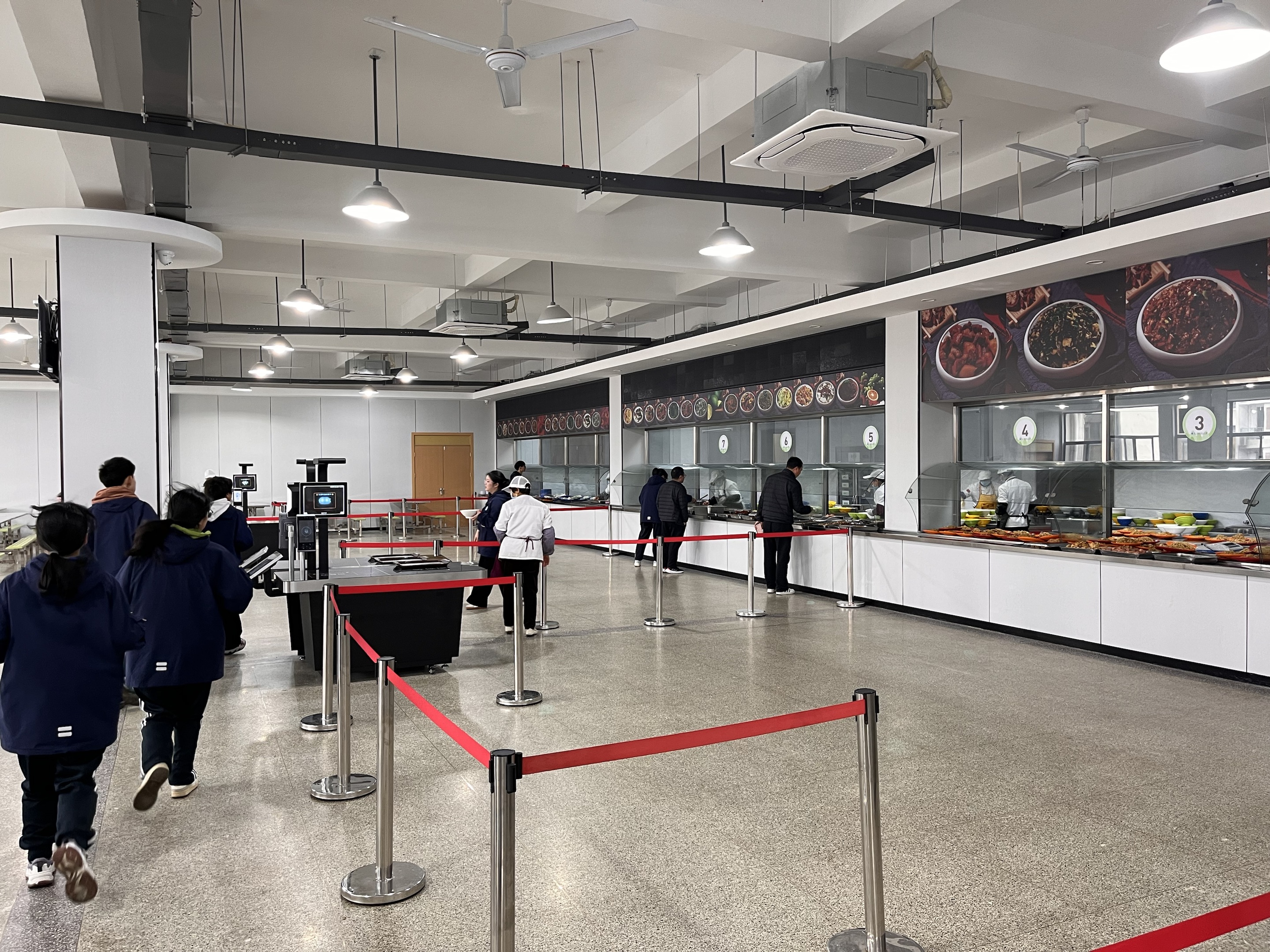 AI视觉结算台应用场景图 2